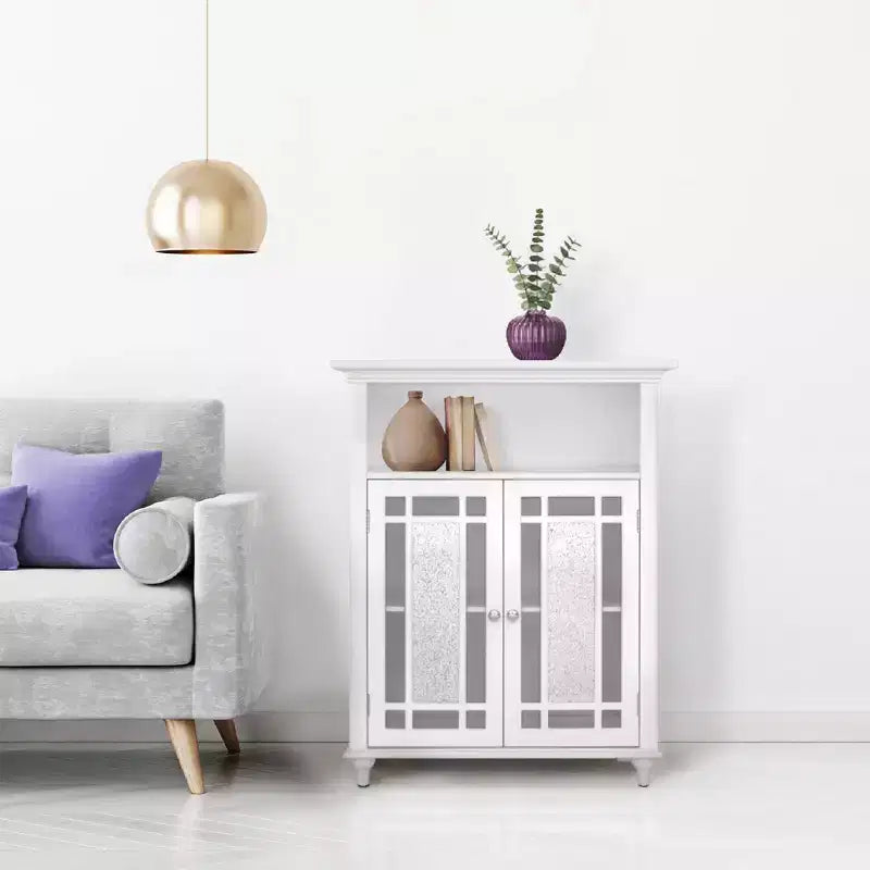 Armario de almacenamiento de suelo Teamson Home Windsor de 26.5 x 34 con 2 puertas, color blanco