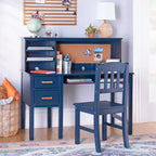 Escritorio y silla para niños Guidecraft Taiga con vitrina - Escritorio de computadora de madera para niños con cajones de almacenamiento y estantes | Mesa de estudio para niños para dormitorio
