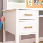 Escritorio y silla para niños Guidecraft Taiga con vitrina - Escritorio de computadora de madera para niños con cajones de almacenamiento y estantes | Mesa de estudio para niños para dormitorio