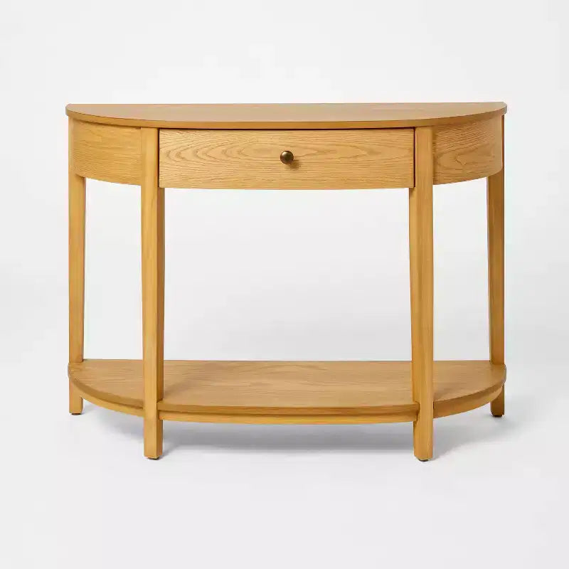 Mesa Consola Harriett de Madera Natural - Threshold diseñada con Studio McGee
