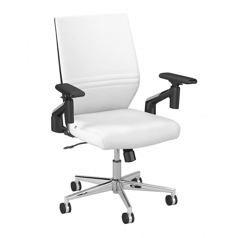 Sillón de oficina de piel sintética con respaldo medio, altura y reposabrazos ajustables