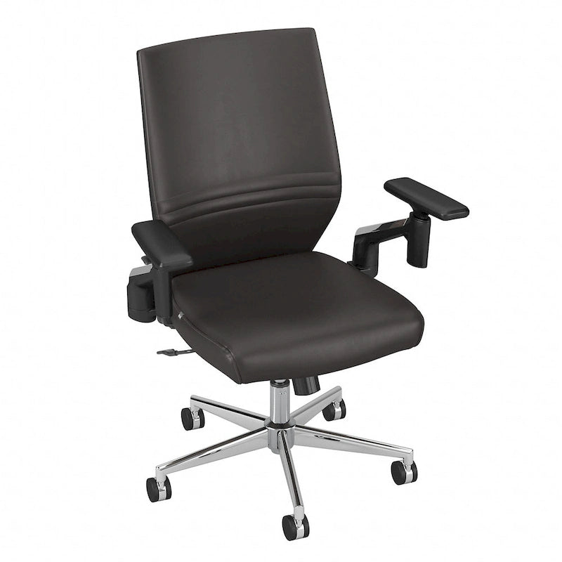 Sillón de oficina de piel sintética con respaldo medio, altura y reposabrazos ajustables